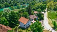 Weeksa Vacation Home - B&B