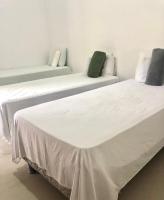 Vierbettzimmer mit eigenem Bad
