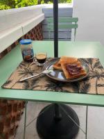 Studio terrasse, intra-muros, climatisé avec Wifi - B&B Aviñón