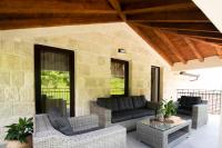 Stone house with 4 bedrooms and beautiful view - Ferienwohnung
