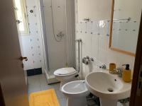 Deluxe Room (2 Adults + 1 Child)