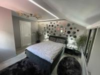 DeyInn Guest House Centrum - B&B Turda