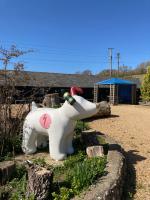 Five Cottages in AONB and an Obbit House! - B&B Canterbury