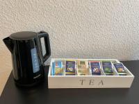 LUCKY STAYS LS10 - Vollausstattung - Zentrum - Aufzug - große Küche - 2 Zimmer - Smart-TV - Chambres d'hôtes Magdebourg