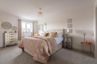 Luxurious 3 bedroom house now with FULL FIBRE INTERNET Shangri la in village of Alfrick with driveway parking for 3 cars in an area of outstanding natural beauty, superb walking,close to Worcester, Malvern showground, theatre, Malvern hills, dogs welcome - Bed and Breakfast Worcester
