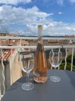 2 pièces climatisé en duplex avec terrasse - B&B Aix-en-Provence