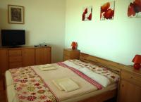 Apartment (3-4 Adults)