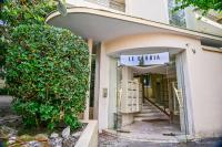 Designer flat, luxurious, close from Palais, terrasse, private garage, Air Conditoning - B&B