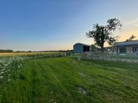 Appletree - a newly converted luxury barn in Warwickshire on our farm - B&B Evesham