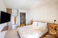 Superior-Apartment mit einem Schlafzimmer, eigenem Pool und Meerblick