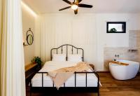King Room with Mountain View