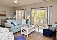 B&B Myrtle Beach - All New Luxury Beach Retreat 1 Mile to Beach w Pool - Bed and Breakfast Myrtle Beach