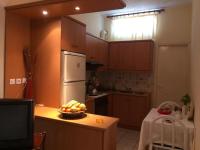 Charming Cottage 2 Mins Walk to Beach - Chambres d’hôtes Áyios Spirídhon