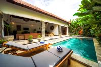 Villa CRIS - Heart of LEGIAN 3 Bedrooms, 3 Bathrooms - B&B Legian