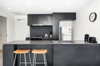 Brandnew Spacious and Stunning 1bed Apartment - B&B Brisbane