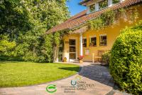 Haus Ahorn - Bed and Breakfast