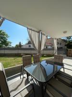 Ema & Marta apartment - Bed and Breakfast Babići