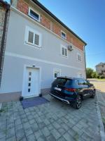 Ema & Marta apartment - Bed and Breakfast Babići