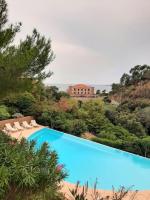 Grand studio 35 m2 avec mezzanine et vue mer - B&B Théoule-sur-Mer