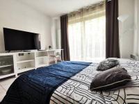Studio Zen hypercentre parking privé WIFI - Bed and Breakfast