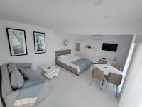 Iliada Studio Oxygen Neptun - Bed and Breakfast