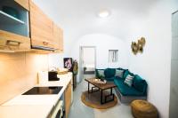 Jessica Apartment with Jacuzzi - B&B Firá