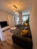 Sunny retreat home on the beach - B&B Golem