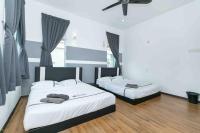 Georgetown Bungalow Pool table 5BR 20pax - B&B