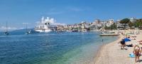 Suncoast Rooms Saranda near Port & Beach - B&B Sarandë
