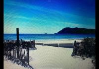 Charmant Studio dans villa - jardin privatif . - B&B La Seyne-sur-Mer