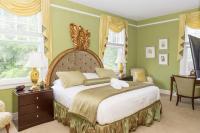 B&B Durham - Lovely Studio Across from Duke & Close to Downtown - Bed and Breakfast Durham