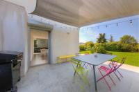 Villa Contemporaine à Carros les plans - Chambres d’hôtes Carros