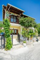 Traditional family villa southern lefkada - B&B Sívros