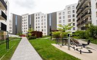 Wola Skwer Happy Apartment by BookingHost - Ferienwohnung Warschau