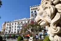 Penthouse in front Giralda - Bed and Breakfast Sevilla