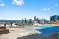 B&B Austin - Luxury 1BR - Rainey St - Top Amenities - RoofTop Pool - 11th Floor - Bed and Breakfast Austin