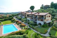 B&B Polpenazze del Garda - Casa delle Ortensie GHH - Bed and Breakfast Polpenazze del Garda