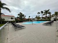 Casa con terraza y piscina en Pasito Blanco, cerca de Maspalomas - B&B Pasito Blanco