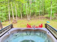 Adirondack Mountain Cabin with Hot Tub, Near Whiteface, Lake Placid, Fire Pit, Game Rm - B&B Jay