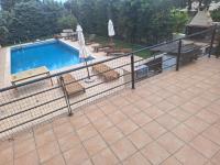 B&B Leontario - Kantza Private Pool Project, near metro, A 60sm lux pool for your use only - Bed and Breakfast Leontario