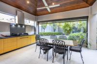 B&B Perth - South Perth Garden House - Executive Escapes - Bed and Breakfast Perth