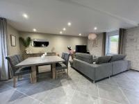 Love room le temps d'un plaisir - B&B Landisacq