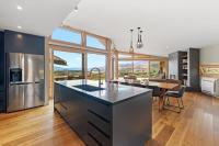 Vino and Views - Bannockburn Holiday Home