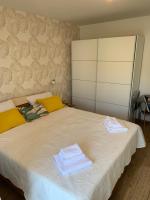 Sun&Fun Studio Apartment - Bed and Breakfast Hvar