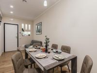 The Best Rent - Modern three-bedroom apartment a few steps from the Colosseum - Ferienwohnung Rom
