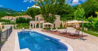 Oak Leaf Residences - B&B