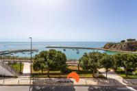 #114 T2 Foxy H by Home Holidays - B&B Páteo