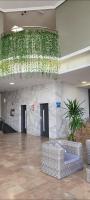 NUEVOS 2026 ESTRENA PRECIOSO APARTHOTEL INTER2, NEW APARTMENTS lN SALOU! self check in! PARKING! PORT AVENTURA - Chambres d'hôtes Salou