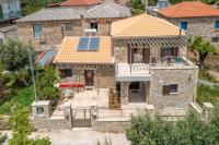 Fotoula's stone studio - B&B