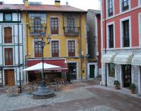 Apartamentos Plaza Mayor - Bed and Breakfast